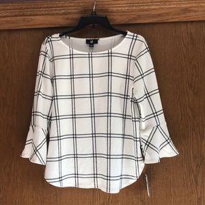 Black and white blouse (NEVER WORN)